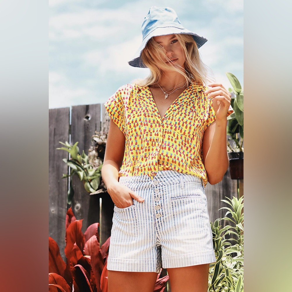 Pilcro x Anthropologie Ultra High-Rise Patch Pocket Denim Shorts, 26